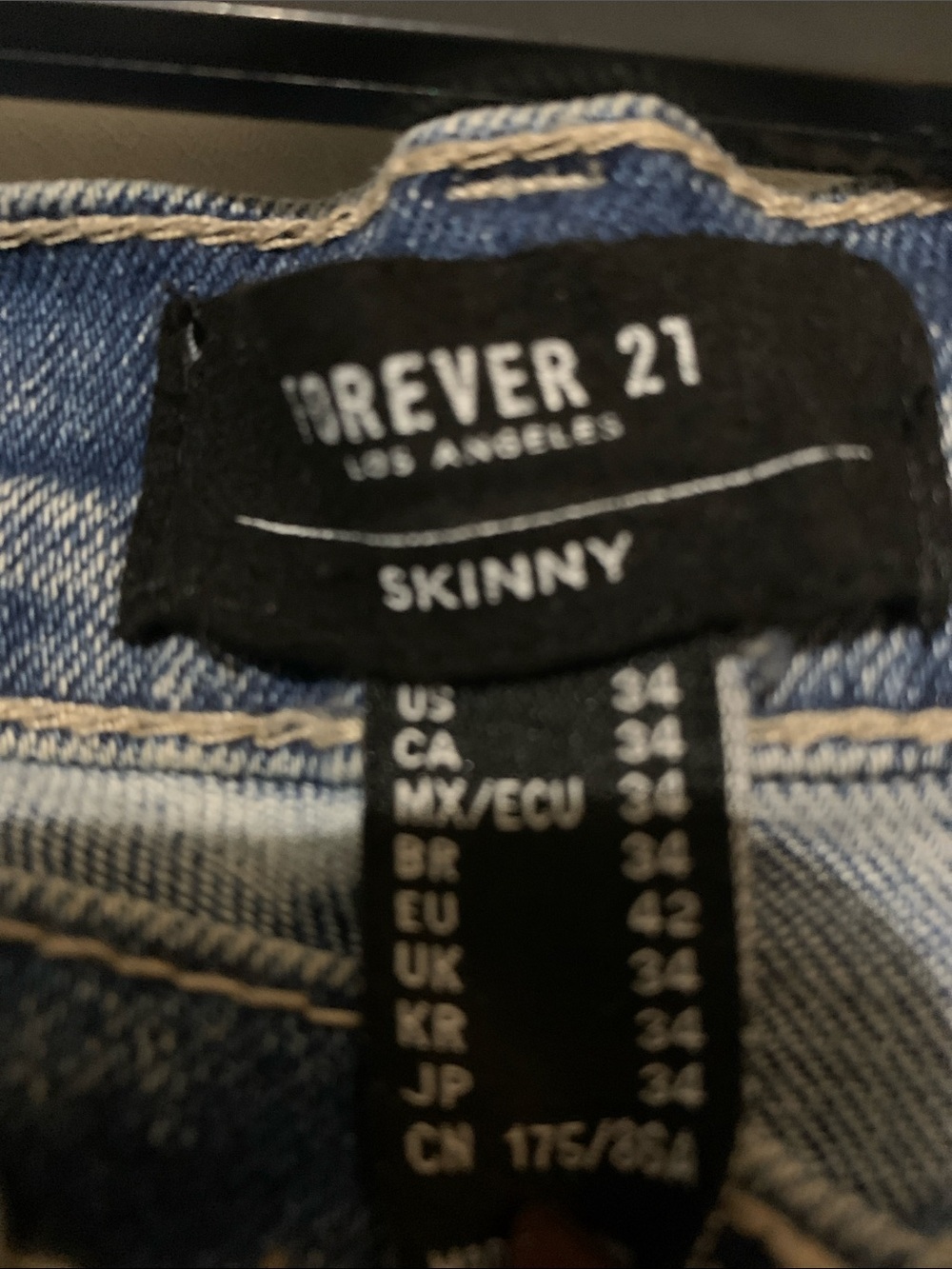 Forever 21 Black and Blue Skinny Jeans Label - Picture 2 of 5